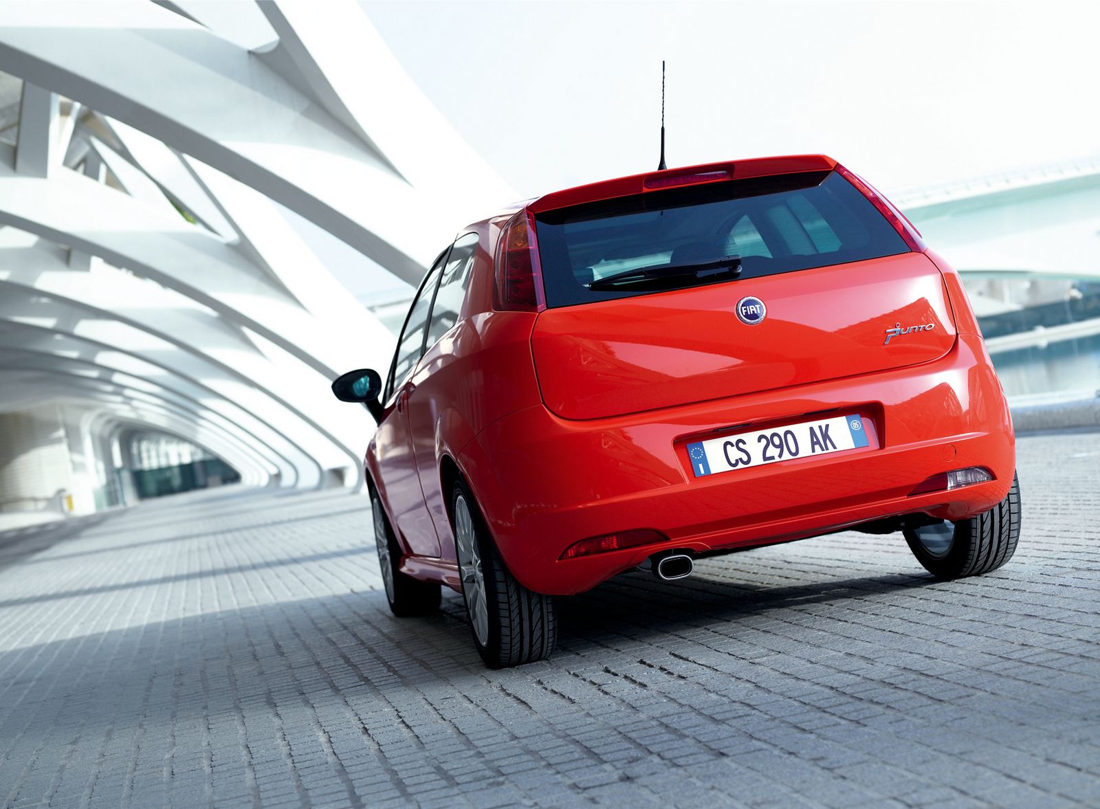 Giugiaro's New Grande Punto's face is similar to the Maserati one