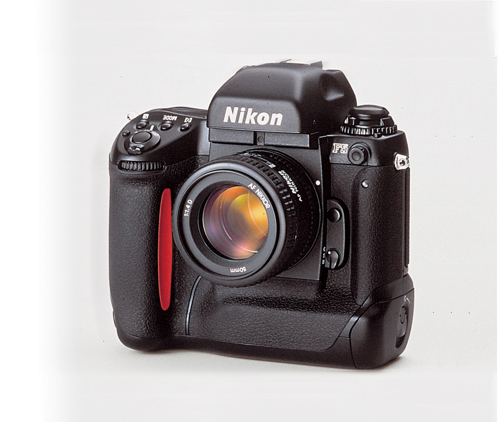 Giugiaro Design and Nikon created F5 model for professional users