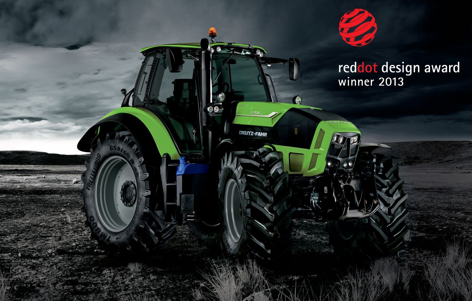 new multi-awarded Deutz-Fahr 7250 Agrotron TTV by Giugiaro Design